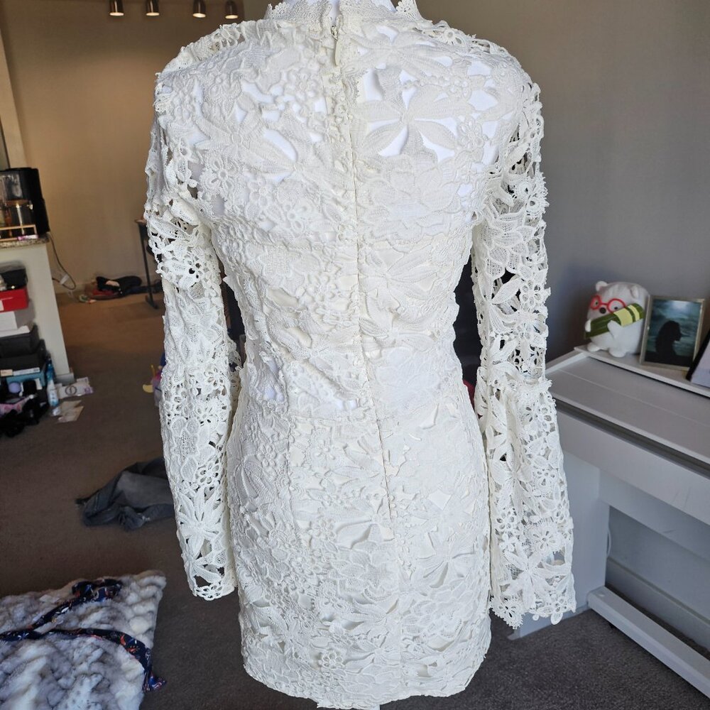 Endless White Rose Illusion Lace Sheath Dress - Picture 3 of 6